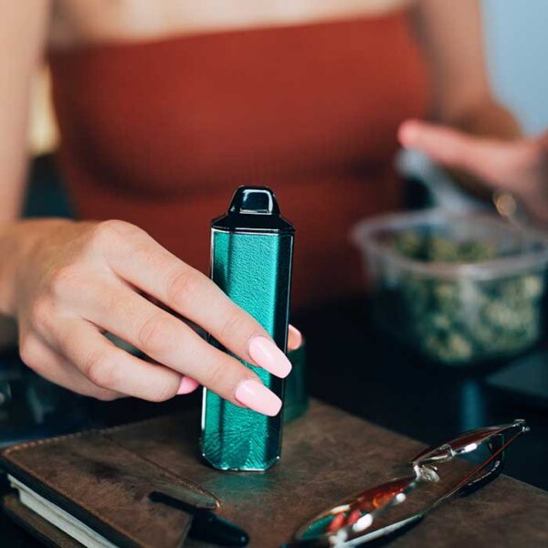 XVape Aria Dry Herb Vaporizer - Image 10